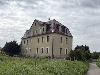 Haus zum Kauf 350.000 € 17 Zimmer 297 m² 1.100 m² Grundstück Coswig 01640