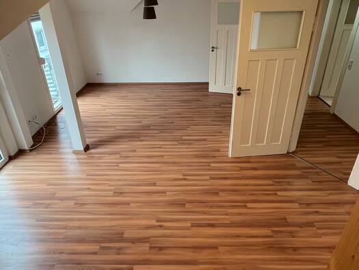 Wohnung zur Miete 850 € 3 Zimmer 97 m² Geschoss 3/3 Singen Singen (Hohentwiel) 78224