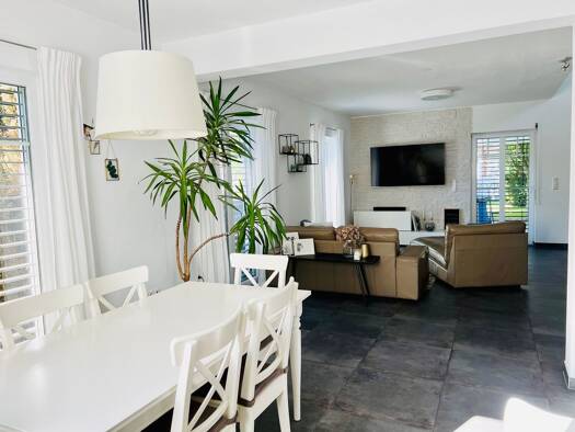 Einfamilienhaus zur Miete 1.900 € 5 Zimmer 165 m² 510 m² Grundstück frei ab 15.04.2026 Graben 86836