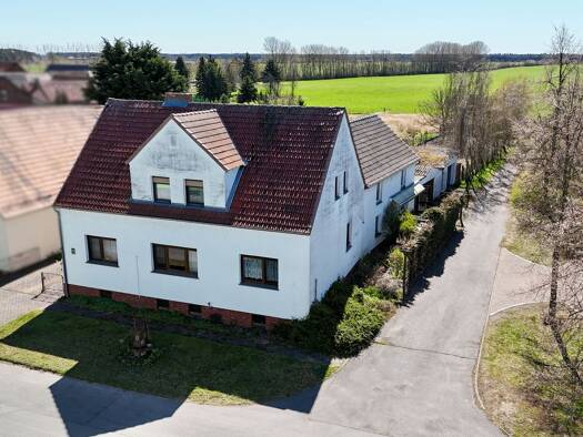 Einfamilienhaus zum Kauf 148.000 € 7 Zimmer 184 m² 744 m² Grundstück Dubro Schönewalde 04916