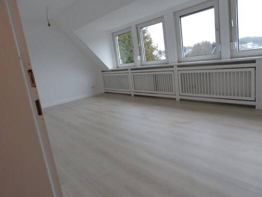 Wohnung zur Miete 360 € 2 Zimmer 53 m² frei ab sofort Mark Hamm 59071