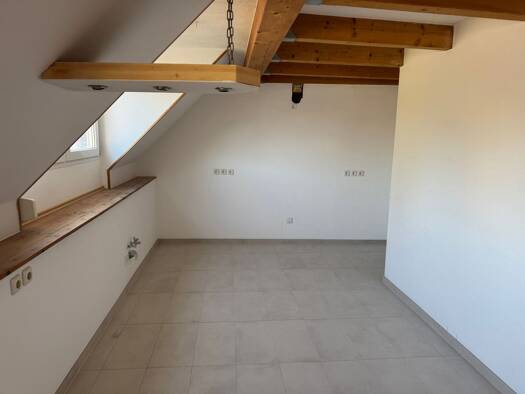 Wohnung zur Miete 700 € 3 Zimmer 86,7 m² Geschoss 2/2 frei ab sofort St.-Helena-Straße 60 Euren Trier 54294