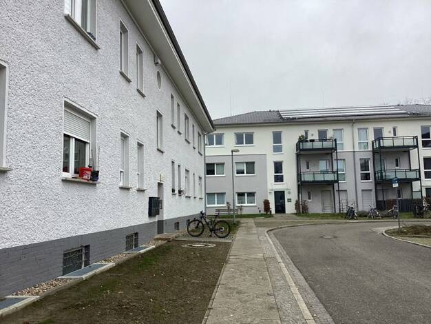 Wohnung zur Miete nur mit Wohnberechtigungsschein 701 € 3 Zimmer 87,6 m² 1. Geschoss frei ab 12.07.2025 Ernst-Thälmann-Platz 13 Elstal Wustermark 14641