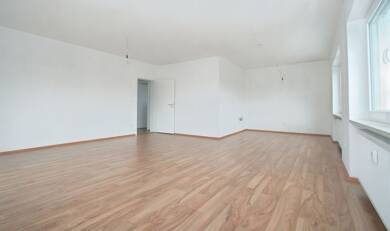 Wohnung zur Miete 880 € 3 Zimmer 97,4 m² 1. Geschoss Berngau Berngau 92361