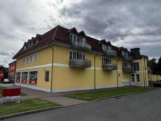 Wohnung zur Miete 400 € 2 Zimmer 66,4 m² 2. Geschoss frei ab 01.11.2026 Blankenhain Blankenhain 99444