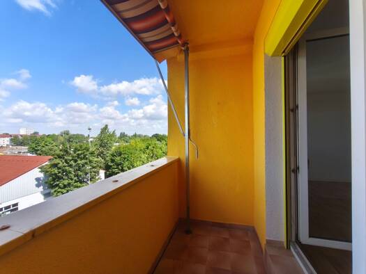 Wohnung zur Miete 354 € 3 Zimmer 57 m² 3. Geschoss Krondorfer Straße 103 Wolfen Bitterfeld-Wolfen 06766