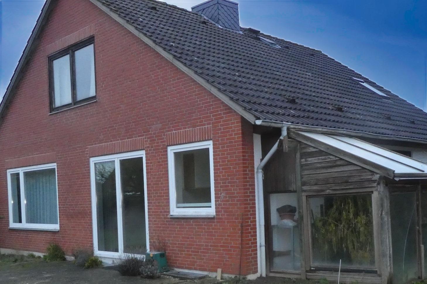 Einfamilienhaus zum Kauf 250.000 € 6 Zimmer 158 m²<br/>Wohnfläche 866 m²<br/>Grundstück Oldenburg Oldenburg 23758