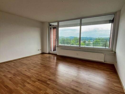 Wohnung zum Kauf 129.000 € 3 Zimmer 82 m² Stade 21680