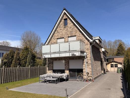 Einfamilienhaus zur Miete 1.650 € 6 Zimmer 122 m² 360 m² Grundstück frei ab 01.05.2026 Kreyenbrück Oldenburg 26133