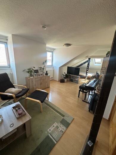 Wohnung zur Miete 440 € 1 Zimmer 37,5 m² Dachgeschoss frei ab 01.10.2025 Brehmestraße 27 Nordvorstadt Weimar 99423