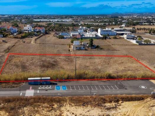 Bauernhof zum Kauf 2.150.000 € 7.120 m² Grundstück FARO