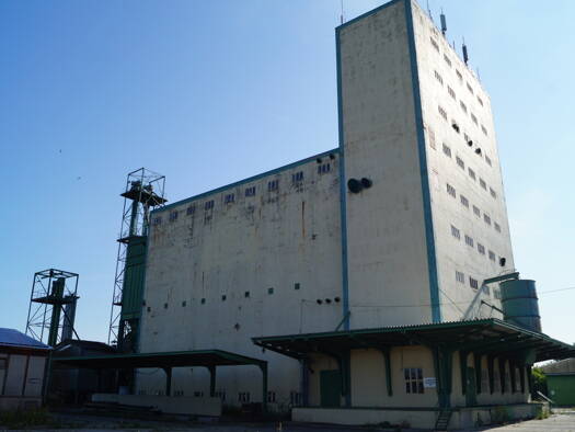 Produktionshalle zum Kauf 375.000 € 8.800 m² Lagerfläche Beeskow 15848