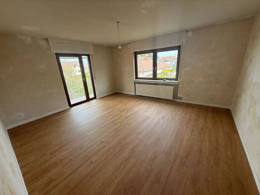Wohnung zur Miete 600 € 2 Zimmer 62 m² Geschoss 1/2 frei ab sofort Seeheim Seeheim-Jugenheim 64342