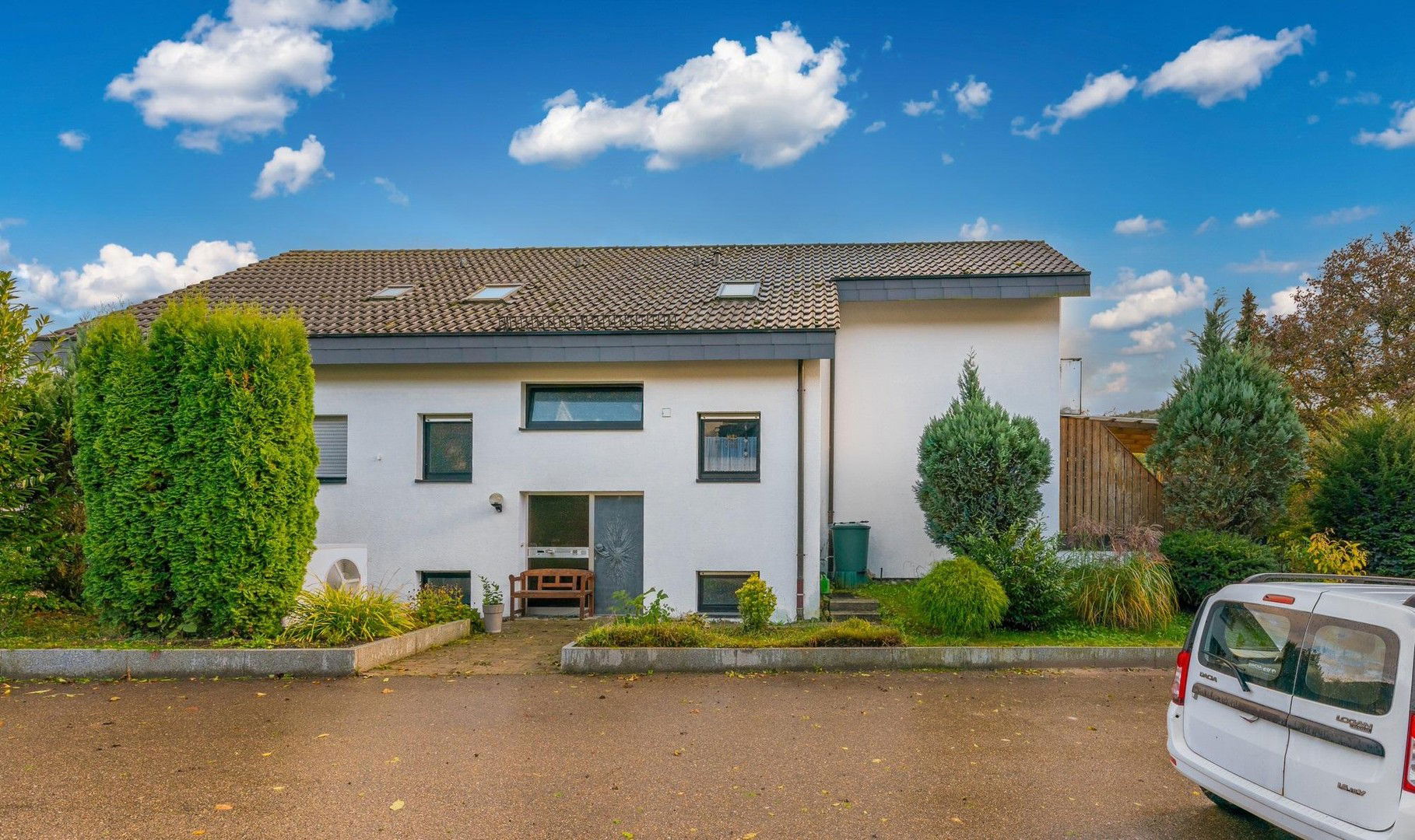 Mehrfamilienhaus zum Kauf provisionsfrei 625.000 € 11 Zimmer 293,2 m²<br/>Wohnfläche 606 m²<br/>Grundstück Klaffenbach Rudersberg-Klaffenbach 73635