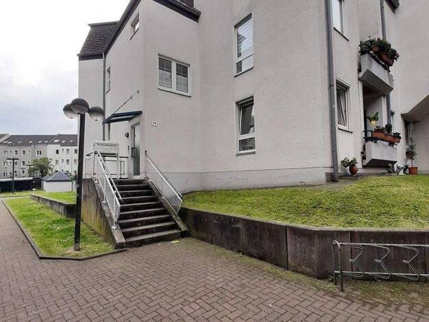 Wohnung zur Miete nur mit Wohnberechtigungsschein 370 € 2,5 Zimmer 65,2 m² 3. Geschoss frei ab 01.06.2026 Windmühlenstraße 52 Innenstadt Bochum 44787