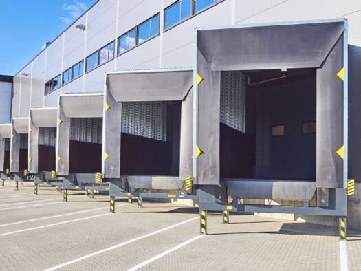 Lagerhalle zur Miete 10.450 m² Lagerfläche teilbar ab 4.885 m² - Flughafen Frankfurt 60543