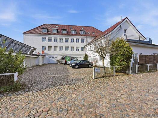 Mehrfamilienhaus zum Kauf 2.245.000 € 36 Zimmer 1.038 m² 1.000 m² Grundstück Eutin 23701