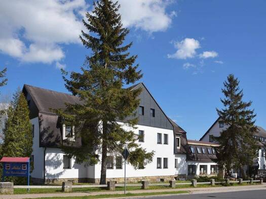 Hotel zum Kauf provisionsfrei 1.790.000 € 30 Zimmer 2.450 m² Gastrofläche 5.450 m² Grundstück Frauenwald Ilmenau 98694