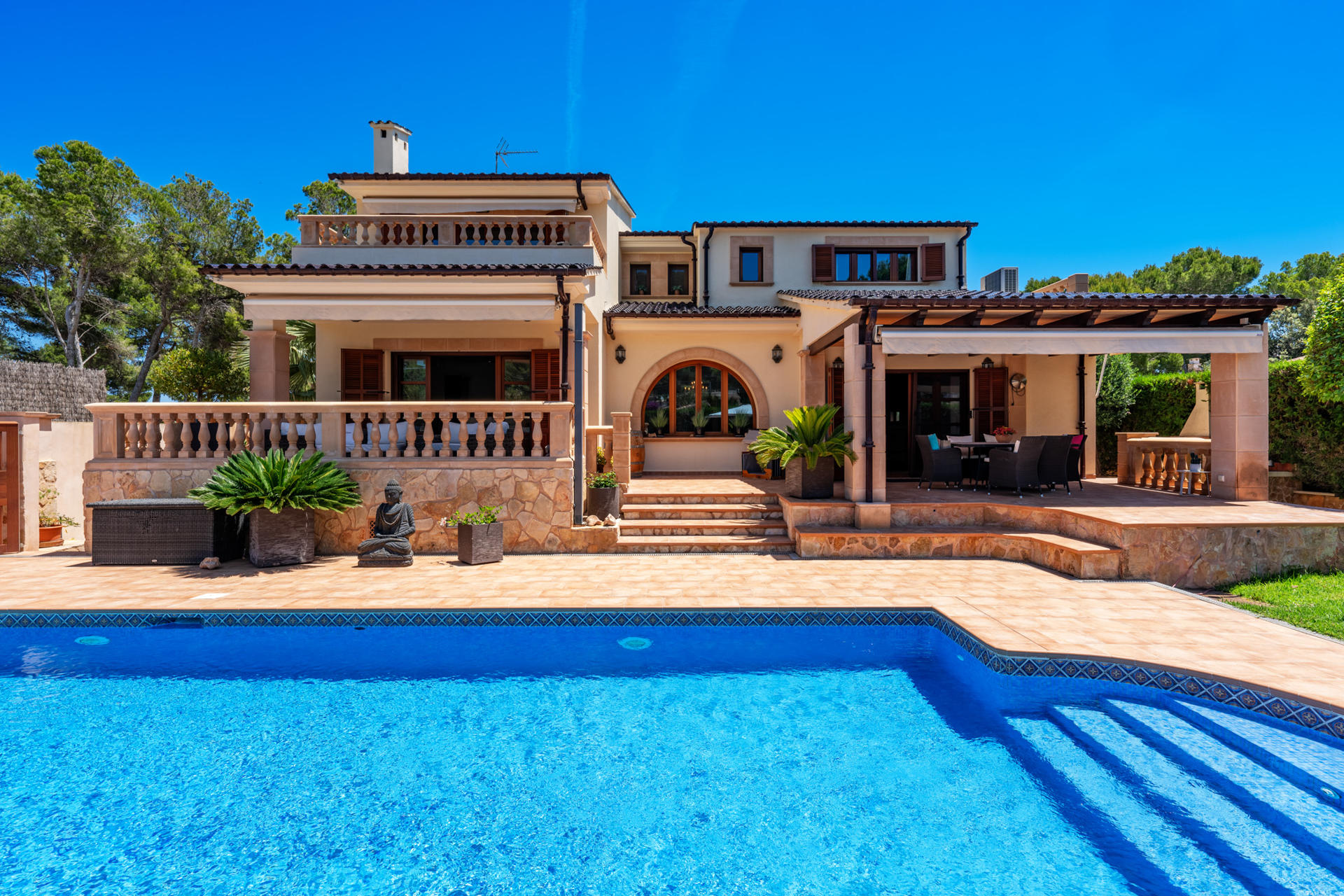 Villa zum Kauf 1.850.000 € 6 Zimmer 282 m²<br/>Wohnfläche 868 m²<br/>Grundstück Sa Pedruscada / Cala Ratjada 07590