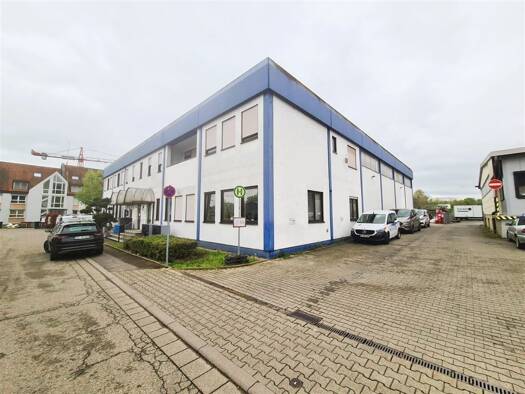 Lagerhalle zur Miete 3.840 € 271 m² Lagerfläche Ziegelhofstraße 230 Lehen West 79110