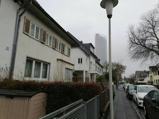 Doppelhaushälfte zum Kauf provisionsfrei 420.000 € 5 Zimmer 129 m² 313 m² Grundstück Zentrum Bonn 53113