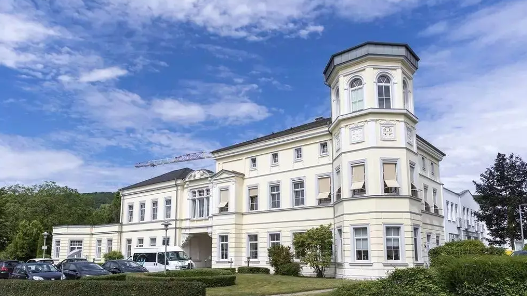 Wohnung zum Kauf provisionsfrei 211.780 € 1,5 Zimmer 52,4 m² frei ab sofort Ahrweiler Bad Neuenahr-Ahrweiler 53474