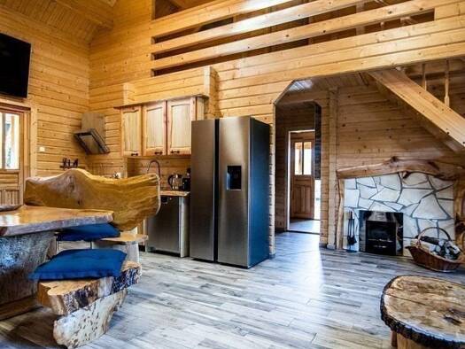 Mehrfamilienhaus zum Kauf 525.000 € 10 Zimmer 300 m² Leiblfinger Straße 1 Schwimmbach Leiblfing 94339