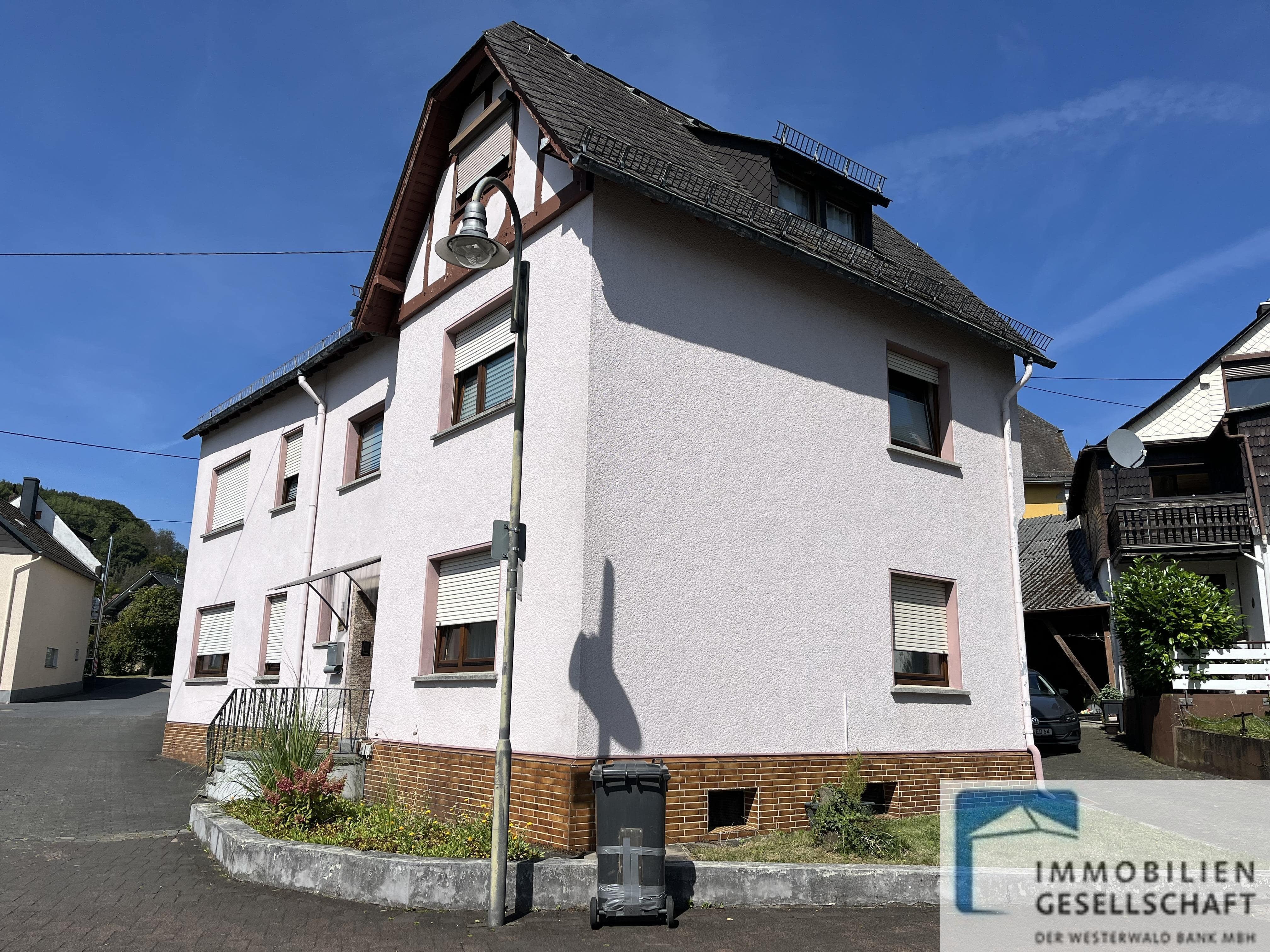 Mehrfamilienhaus zum Kauf 150.000 € 10 Zimmer 220 m²<br/>Wohnfläche 339 m²<br/>Grundstück Gemünden Gemünden 56459