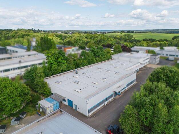 Lagerhalle zur Miete 8.393 € 1.351,9 m² Lagerfläche Neunkirchen Neunkirchen-Seelscheid 53819
