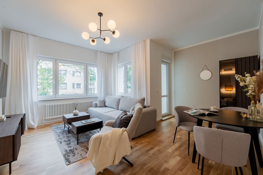 Wohnung zur Miete Wohnen auf Zeit 1.490 € 2 Zimmer 57 m²<br/>Wohnfläche ab sofort<br/>Verfügbarkeit Dürkheimer Straße Lankwitz Berlin 12247