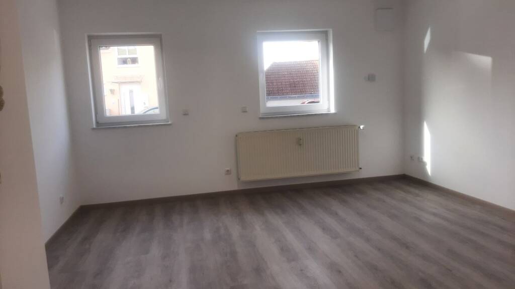 Wohnung zur Miete 330 € 1 Zimmer 26 m² 2 Geschosse frei ab sofort Sirzenich Trierweiler 54311