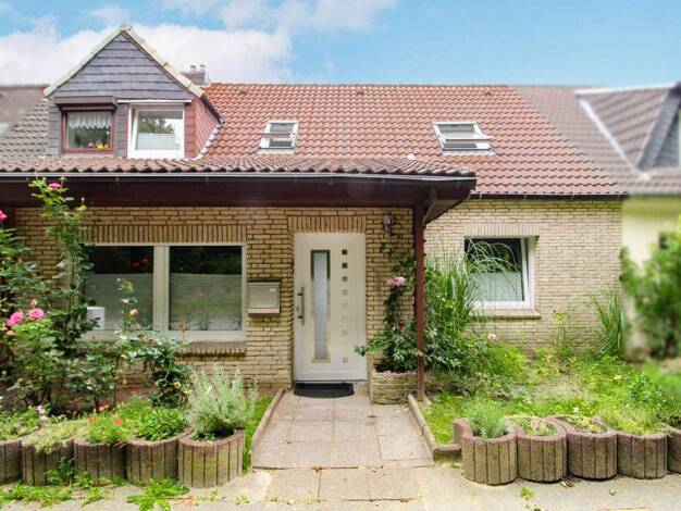 Reihenmittelhaus zum Kauf 252.500 € 6 Zimmer 121,1 m² 344,1 m² Grundstück Geestemünde Bremerhaven 27570