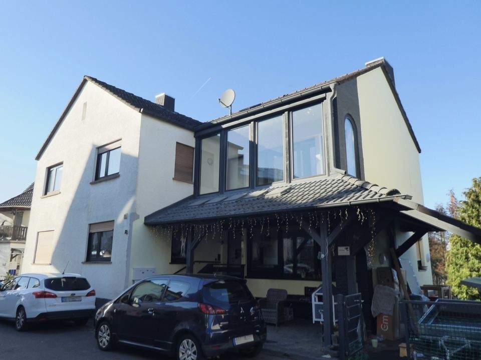 Immobilie in Mömbris - Freistehendes Zweifamilienhaus auf großzügigem Grundstück mit viel Platz und Potenzial! - Bild 0