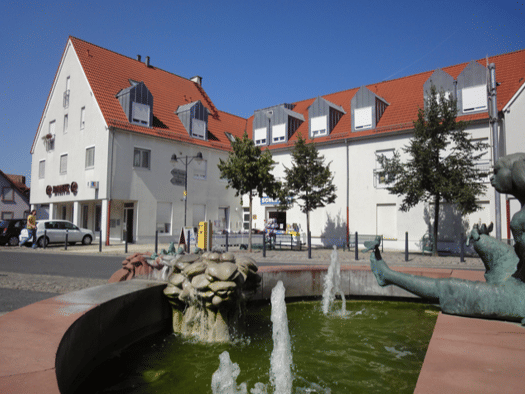 Atelier zur Miete provisionsfrei 1.500 € 2 Zimmer 310 m² Bürofläche August-Bebel-Straße 59 Waldbüttelbrunn Waldbüttelbrunn 97297