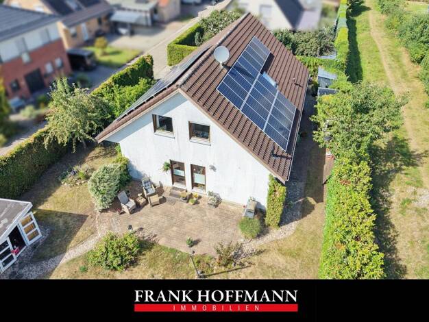 Einfamilienhaus zum Kauf 670.000 € 7,5 Zimmer 180,3 m² 518 m² Grundstück Kölln-Reisiek 25337
