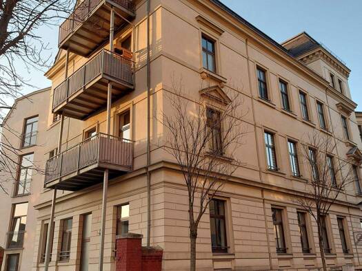 Wohnung zur Miete 365 € 2 Zimmer 73,1 m² EG frei ab sofort Reichenbacher Straße 33 Bahnhofsvorstadt Zwickau 08056