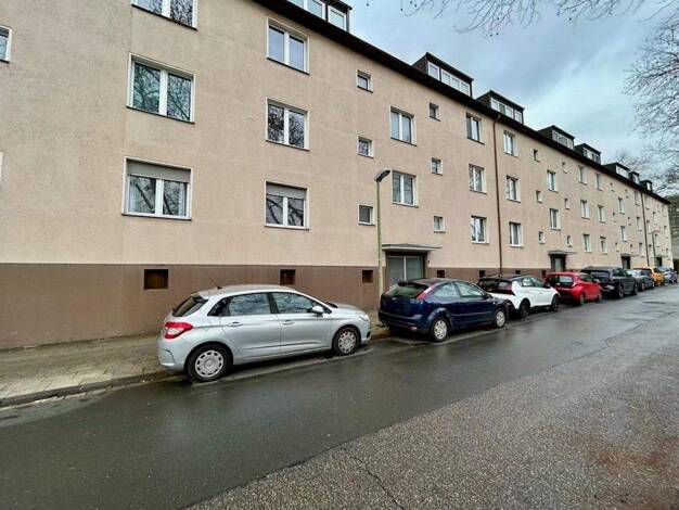 Wohnung zur Miete 745 € 3 Zimmer 68 m² 2. Geschoss frei ab 01.04.2026 Melanchthonstr. Holsterhausen Essen 45147