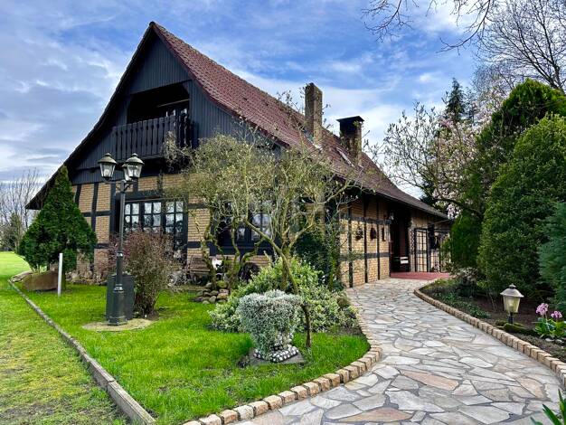 Einfamilienhaus zum Kauf 429.000 € 6 Zimmer 180 m² 5.711 m² Grundstück Suttrup Freren 49832