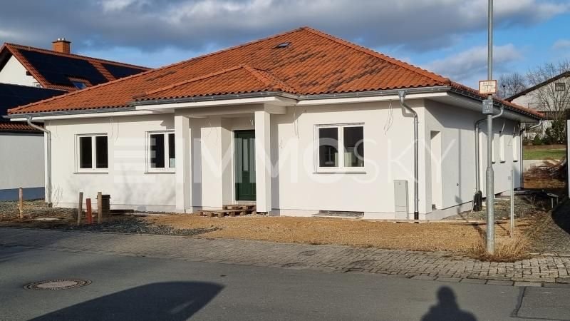 Einfamilienhaus zum Kauf 890.000 € 5 Zimmer 190 m²<br/>Wohnfläche 660 m²<br/>Grundstück Dorlar Lahnau 35633