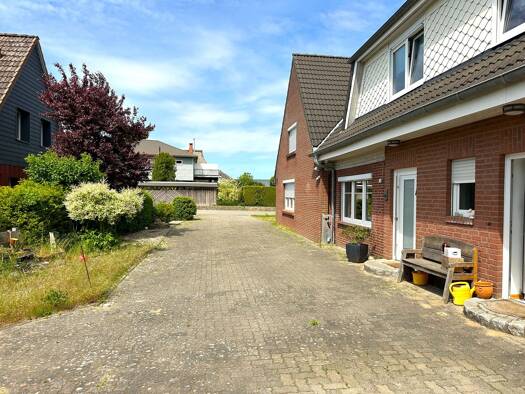 Einfamilienhaus zum Kauf provisionsfrei 599.000 € 11,5 Zimmer 350 m² 996 m² Grundstück Weederedder 4 Negenharrie 24625