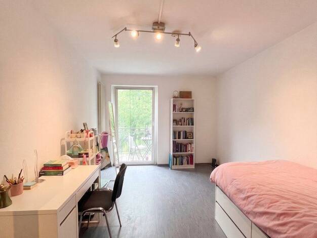 Wohnung zur Miete 370 € 1,5 Zimmer 25 m² frei ab 01.09.2026 Pluwiger Strasse 16 Kürenz Trier 54295