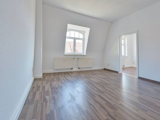 Wohnung zur Miete 345 € 3 Zimmer 63 m² Hohenstein-Ernstthal 09337