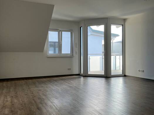 Wohnung zur Miete 1.150 € 2 Zimmer 74 m² Geschoss 2/3 frei ab sofort Müllheim Müllheim 79379