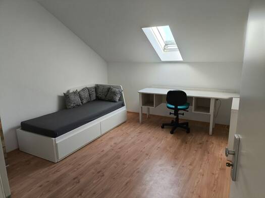 Studio zur Miete 900 € 3 Zimmer 67 m² Geschoss 1/2 frei ab sofort Lorsch 64653
