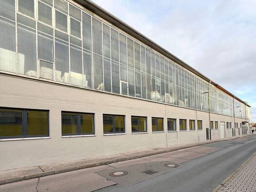 Lagerhalle zur Miete 2,80 € 270 m² Lagerfläche Debschwitz Gera 07549