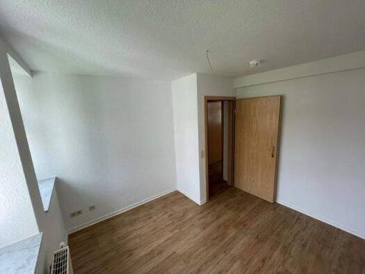 Wohnung zur Miete 482 € 3 Zimmer 76,5 m² EG frei ab 01.04.2026 Sackstraße 2 Oschersleben 39387