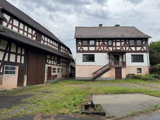 Bauernhaus zum Kauf provisionsfrei 190.000 € 6 Zimmer 180 m² 1.402 m² Grundstück Moischeid Gilserberg-Moischeid 34630