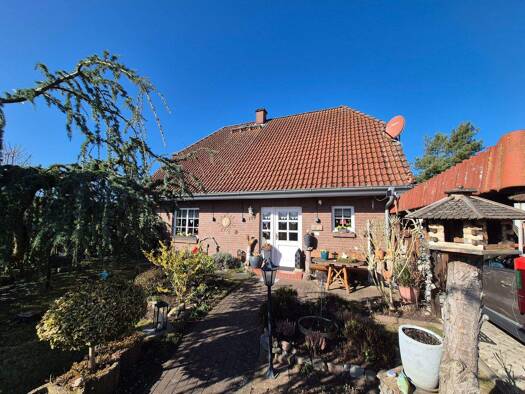 Einfamilienhaus zum Kauf 299.000 € 5 Zimmer 117 m² 524 m² Grundstück An der Bietnitz 119 Pinnow 19065