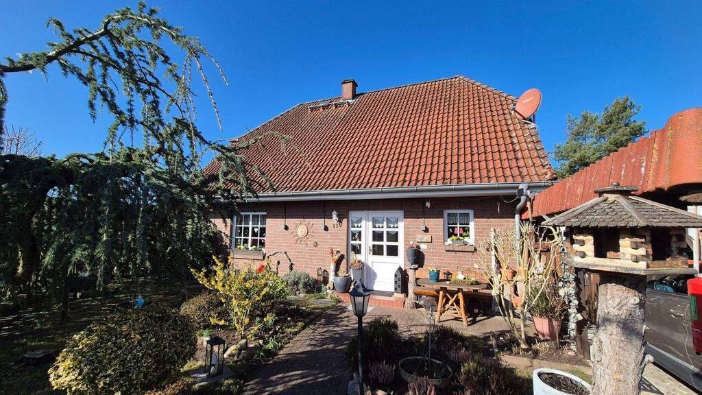 Einfamilienhaus zum Kauf 299.000 € 5 Zimmer 117 m² 524 m² Grundstück An der Bietnitz 119 Pinnow 19065