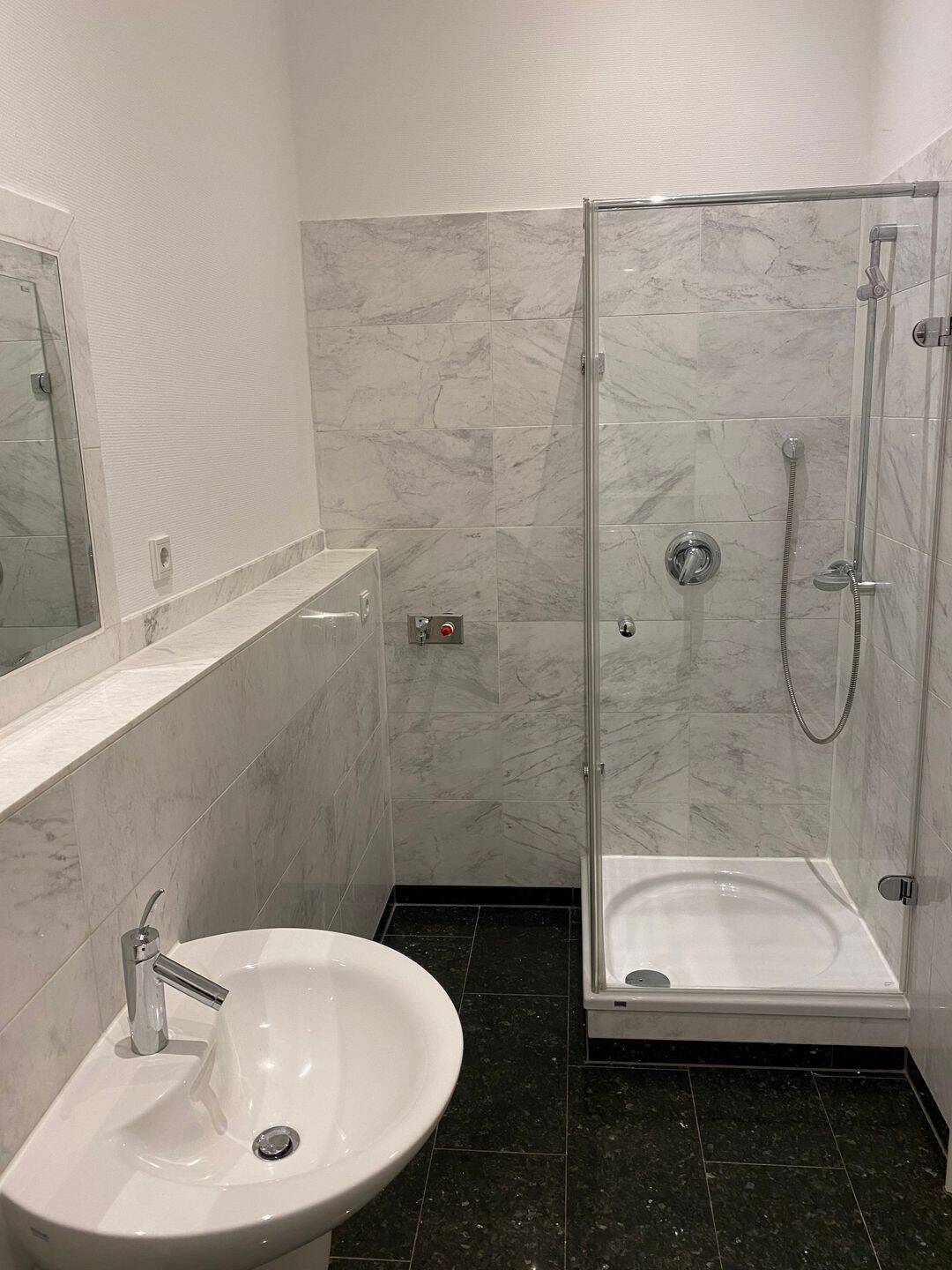 Property thumbnail 16